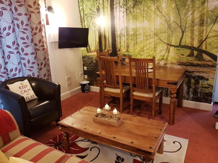 Ferienwohnung No6 High Street Edwinstowe Exterior foto